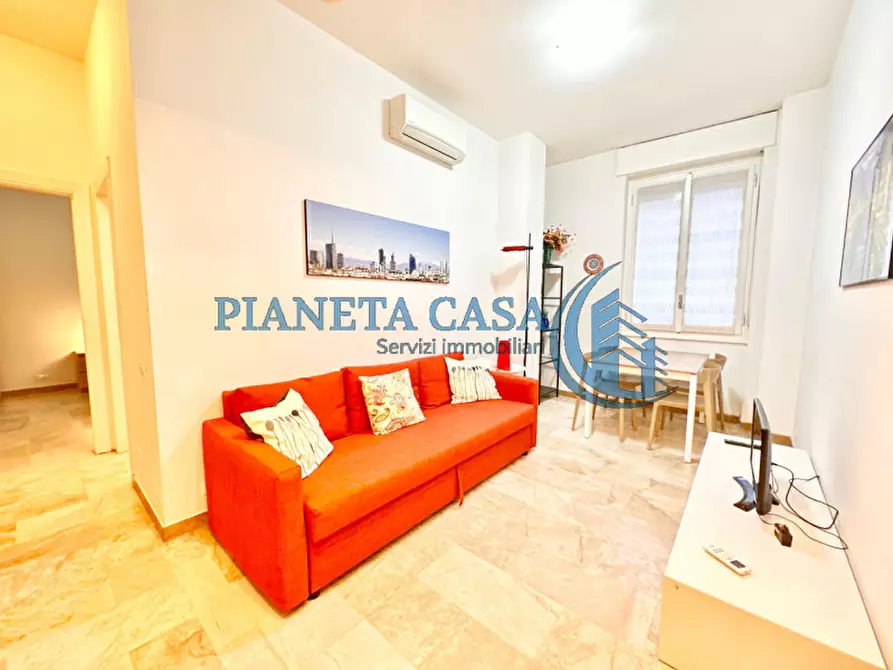 Immagine 5 di Appartamento in vendita  in Via Giovanni da Procida 10 a Milano