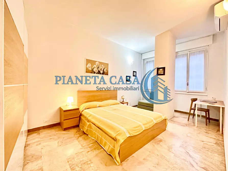 Immagine 11 di Appartamento in vendita  in Via Giovanni da Procida 10 a Milano