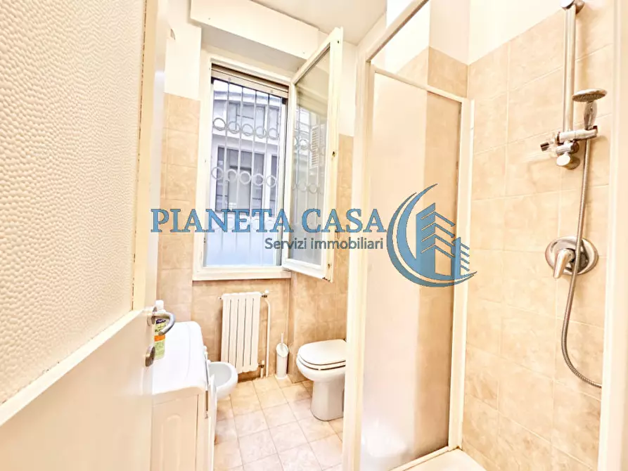 Immagine 13 di Appartamento in vendita  in Via Giovanni da Procida 10 a Milano