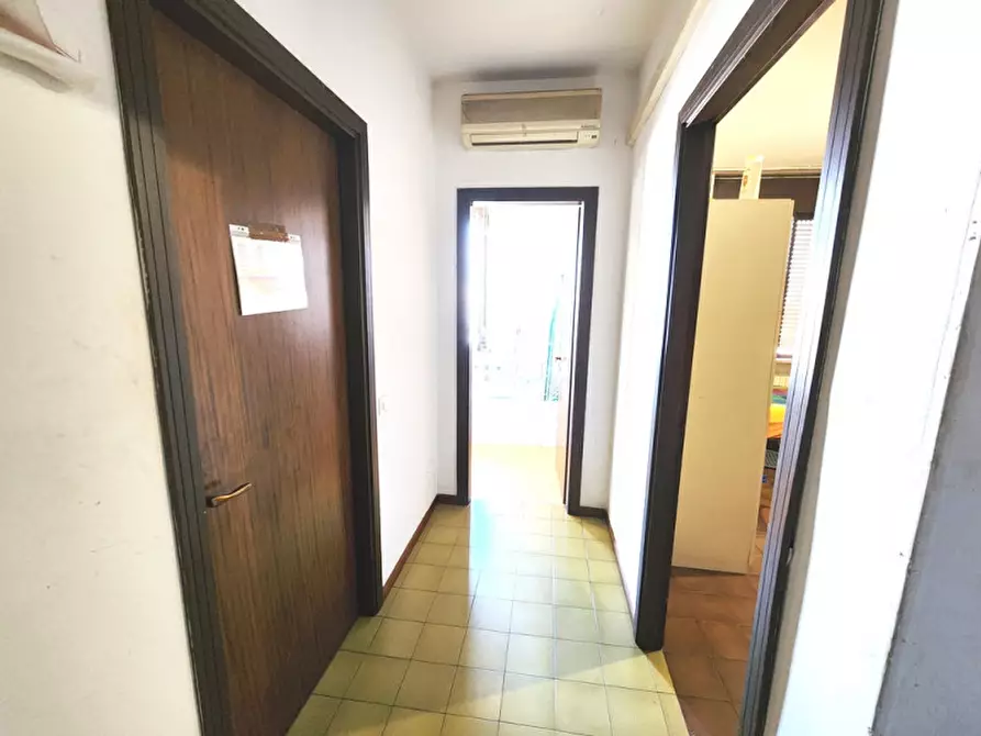 Immagine 5 di Ufficio in vendita  in Padova Via savelli a Padova