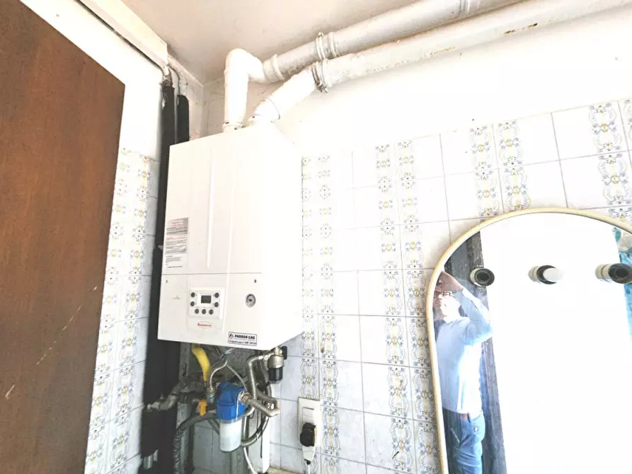 Immagine 8 di Ufficio in vendita  in Padova Via savelli a Padova