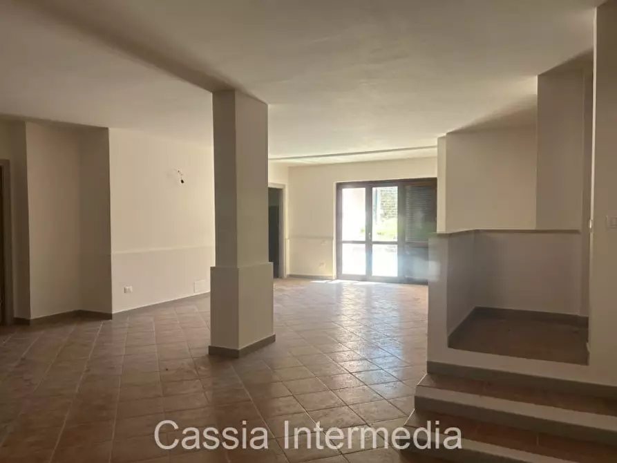 Immagine 24 di Villa in vendita  in Via Salomonio 42 a Nepi