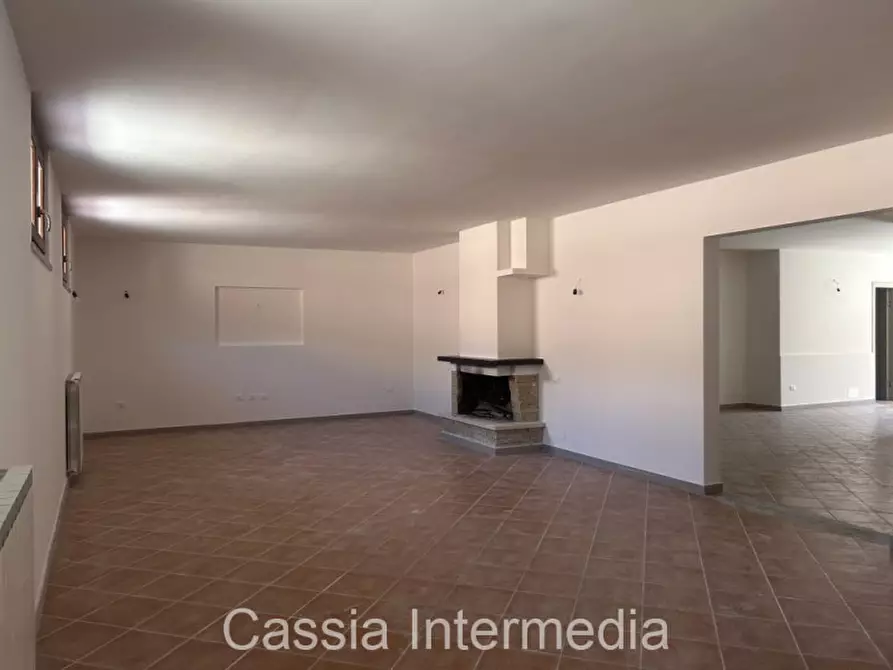 Immagine 26 di Villa in vendita  in Via Salomonio 42 a Nepi