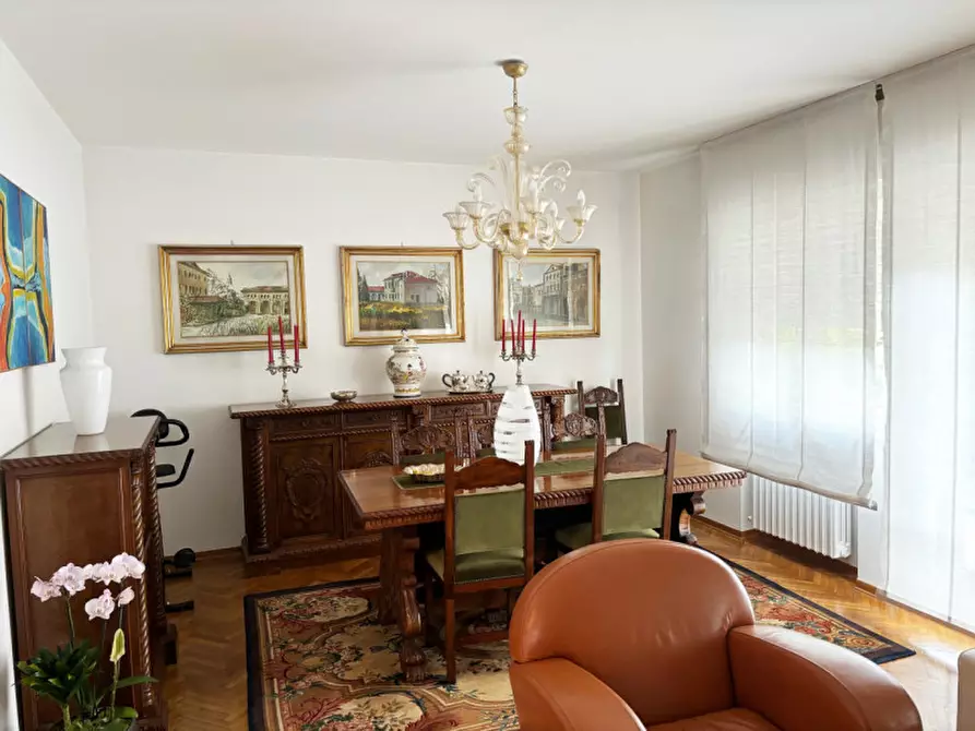 Immagine 8 di Casa bifamiliare in vendita  in Via Luneo a Spinea