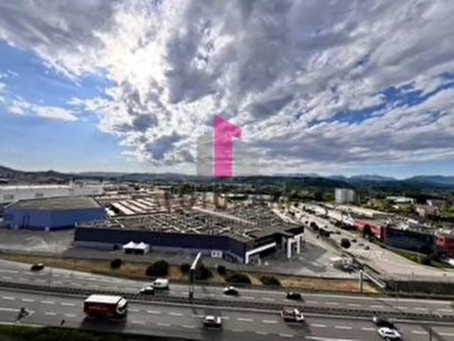 Immagine 4 di Capannone industriale in vendita  in via 1 maggio a Montecchio Maggiore