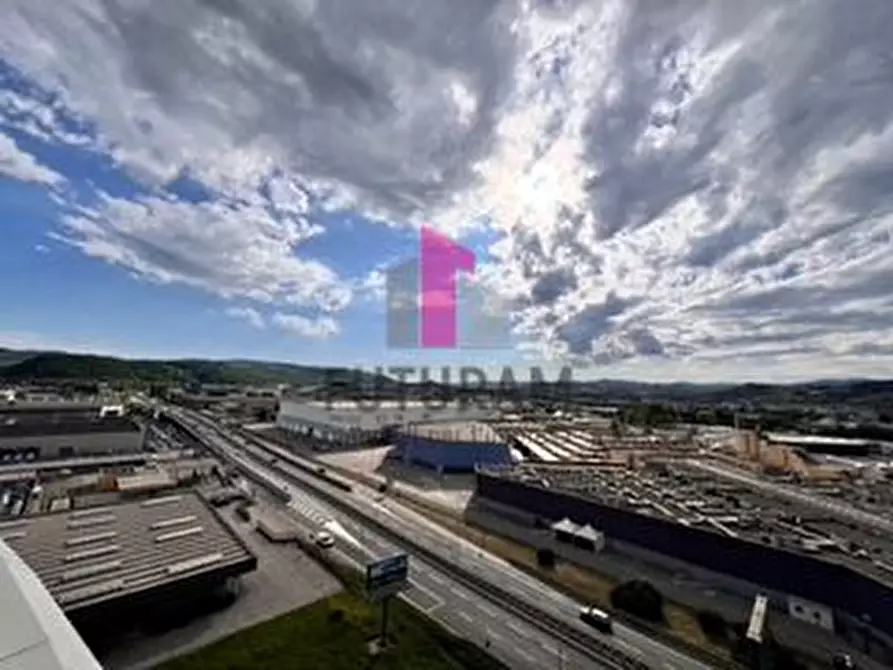 Immagine 6 di Capannone industriale in vendita  in via 1 maggio a Montecchio Maggiore