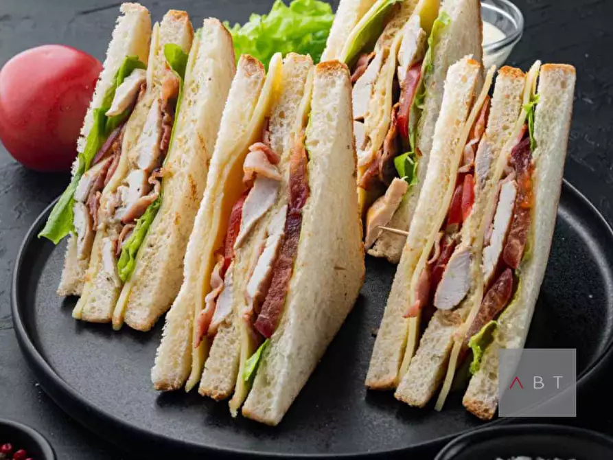 Immagine 2 di Attività commerciale in vendita  a Campo San Martino