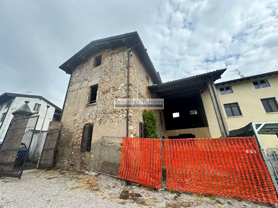 Immagine 1 di Rustico / casale in vendita  in via vallone a Lonato del Garda