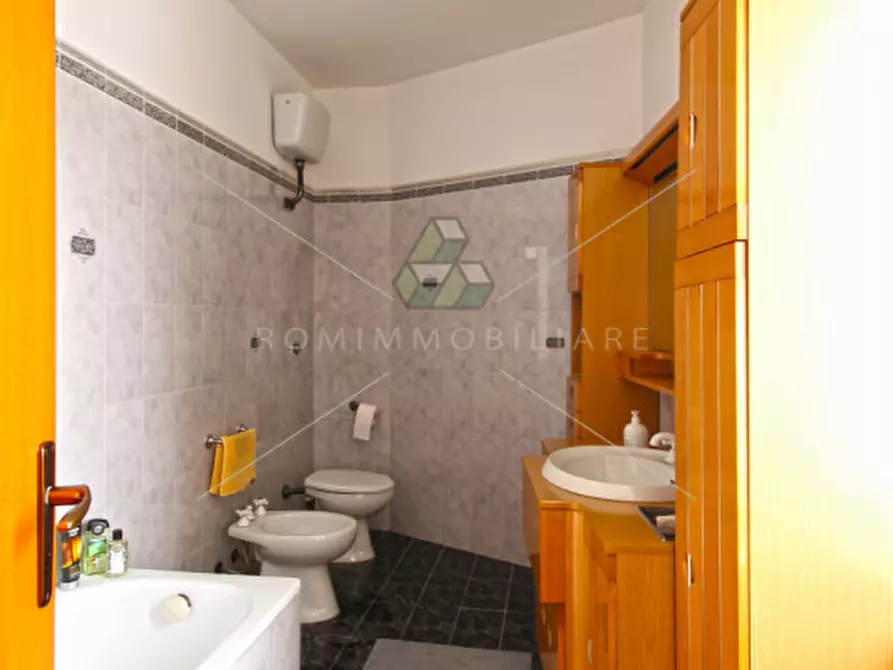 Immagine 18 di Casa bifamiliare in vendita  in Via Francesco Petrarca a Tivoli