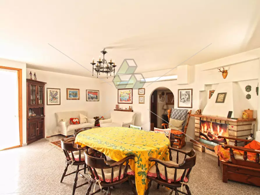 Immagine 27 di Casa bifamiliare in vendita  in Via Francesco Petrarca a Tivoli