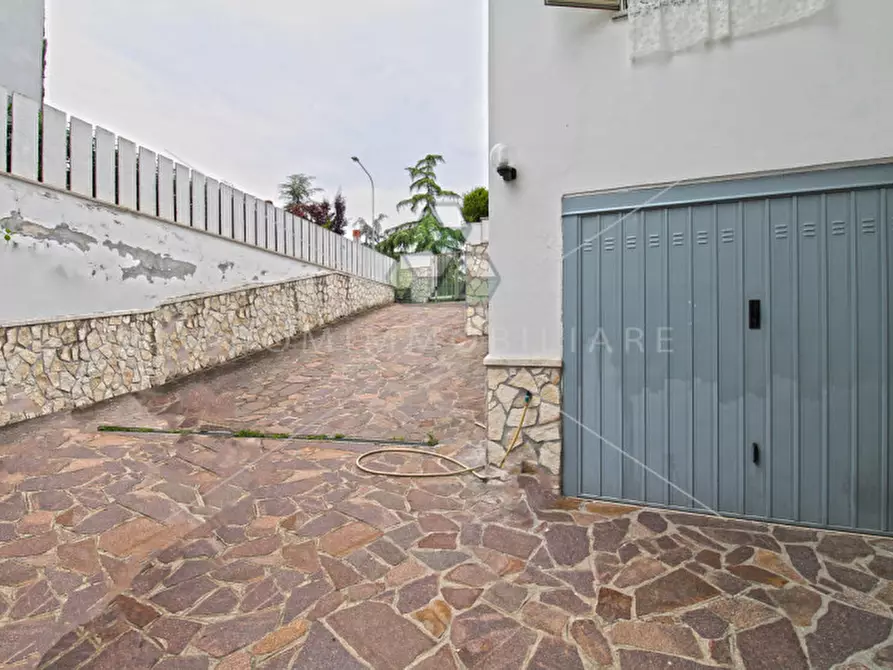 Immagine 38 di Casa bifamiliare in vendita  in Via Francesco Petrarca a Tivoli