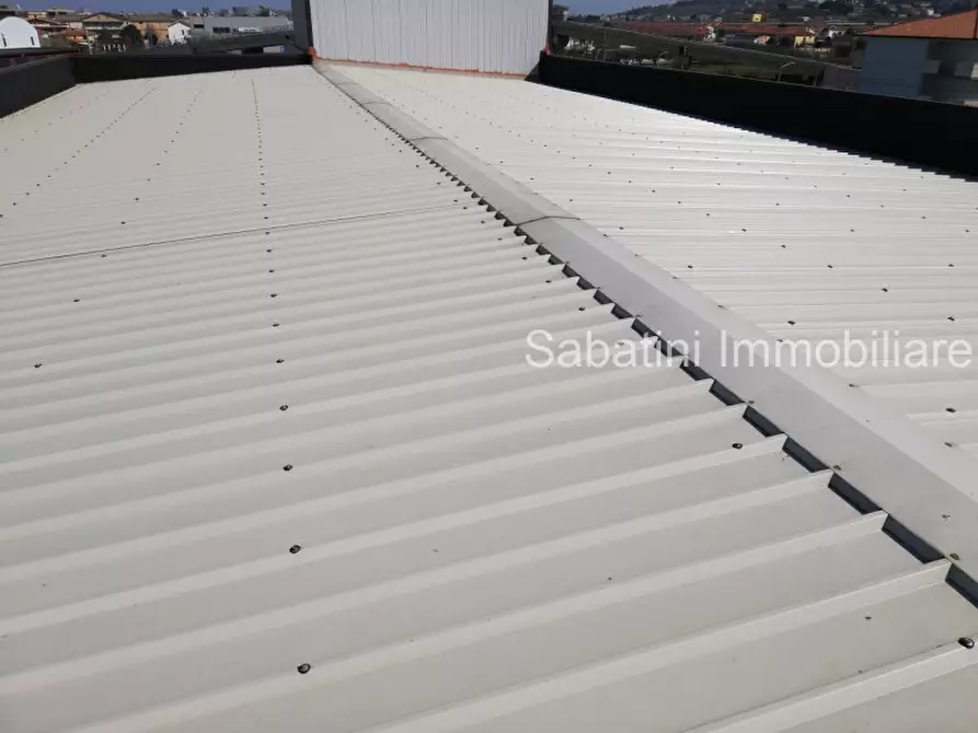 Immagine 3 di Capannone industriale in vendita  in Via Polo, 14 a San Giovanni Teatino