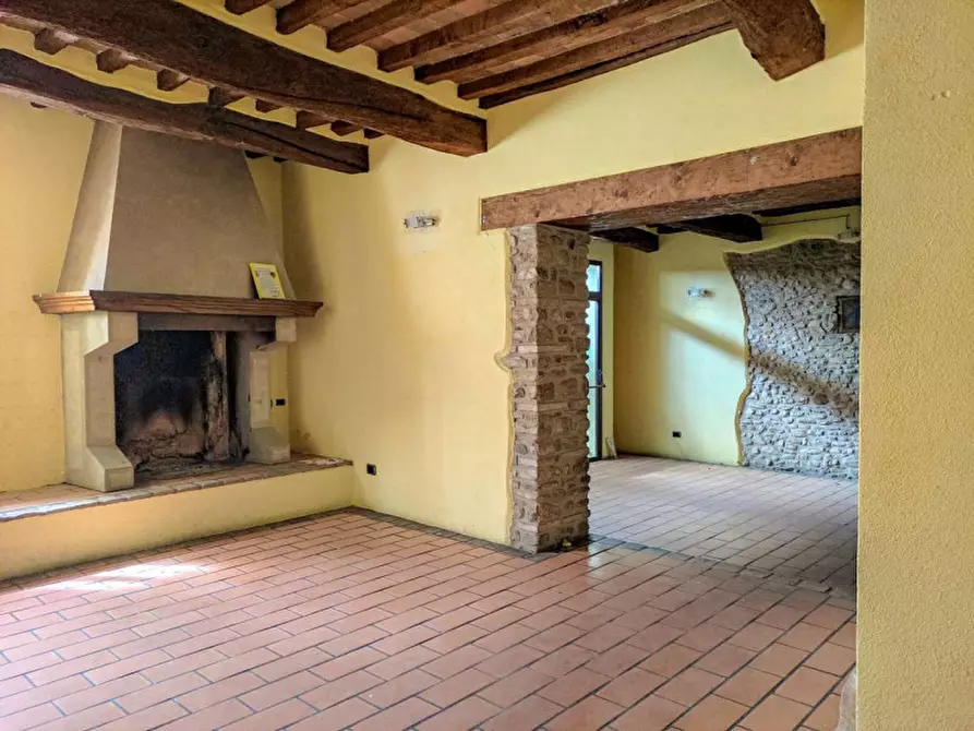 Immagine 3 di Hotel in vendita  in via Mancini a Sant'angelo In Vado