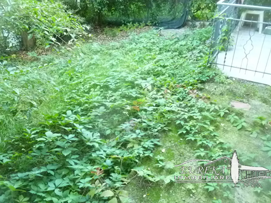 Immagine 15 di Villetta a schiera in vendita  in via roma 152 a Castiglione Del Lago