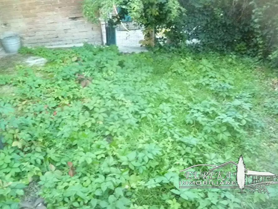 Immagine 16 di Villetta a schiera in vendita  in via roma 152 a Castiglione Del Lago