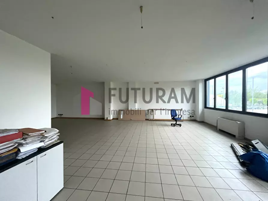 Immagine 6 di Ufficio in affitto  in via del santo a Limena