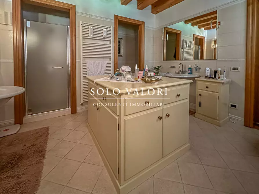 Immagine 10 di Rustico / casale in vendita  in Viale Asiago a Bassano Del Grappa