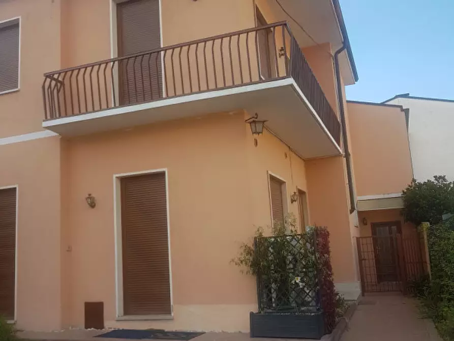 Immagine 1 di Casa indipendente in vendita  in Zona Banche a Vicenza