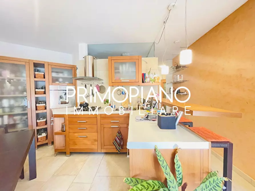 Immagine 1 di Appartamento in vendita  in Via Avisio a Trento