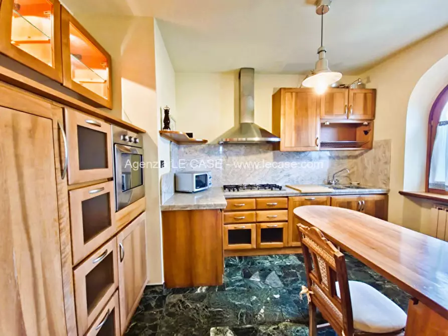 Immagine 5 di Villa in vendita  in via Spinetti a Forte Dei Marmi