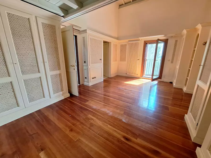 Immagine 10 di Villa in vendita  in strada di bertesina a Vicenza