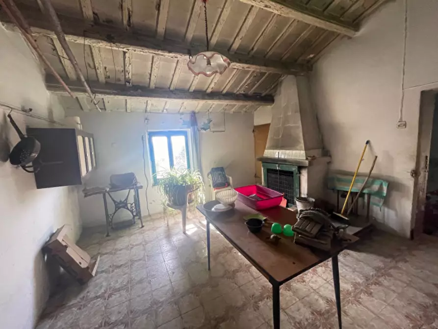Immagine 5 di Rustico / casale in vendita  a Senigallia