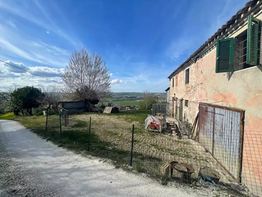 Immagine 21 di Rustico / casale in vendita  a Senigallia