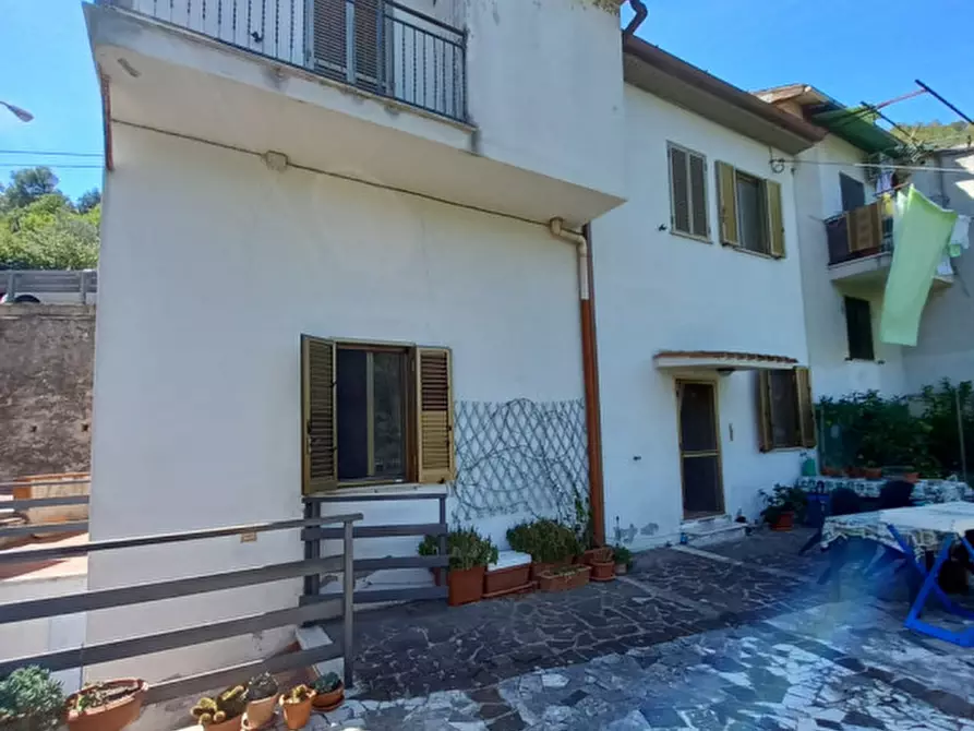 Immagine 28 di Villetta a schiera in vendita  in Via Edmondo De Amicis a Terni