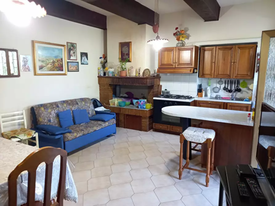 Immagine 33 di Villetta a schiera in vendita  in Via Edmondo De Amicis a Terni