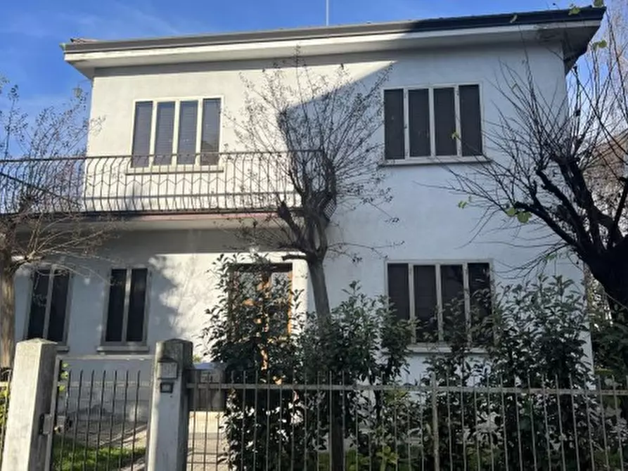 Immagine 1 di Casa indipendente in vendita  in Via Luigi Borro, 9 a Treviso