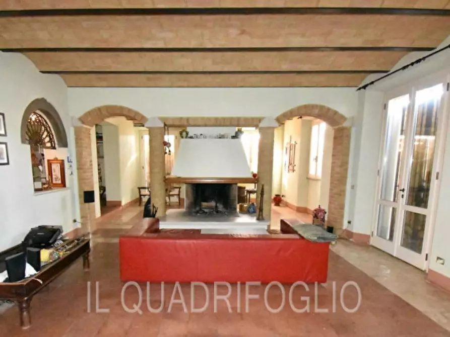 Immagine 15 di Villa in vendita  a Longiano
