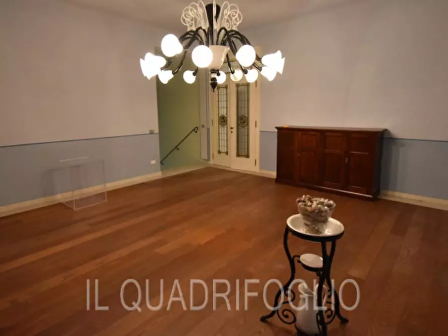 Immagine 21 di Villa in vendita  a Longiano