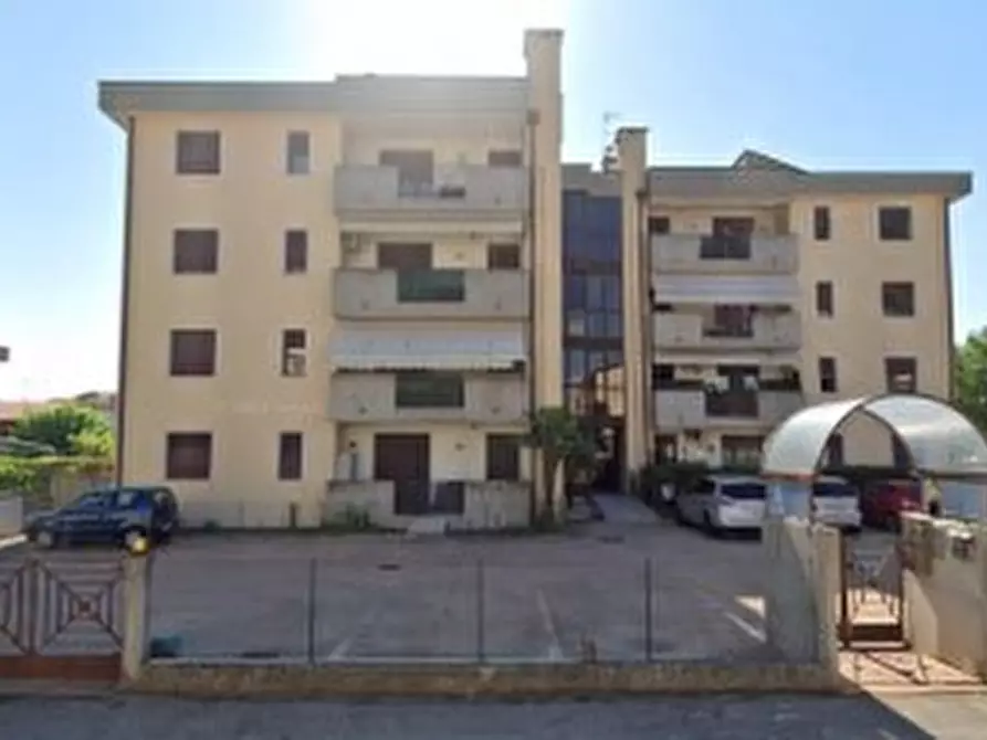 Immagine 1 di Appartamento in vendita  in Via Enrico Fermi, 12 a Giavera Del Montello