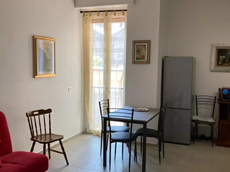Immagine 1 di Appartamento in vendita  in Via Tavazzano a Milano