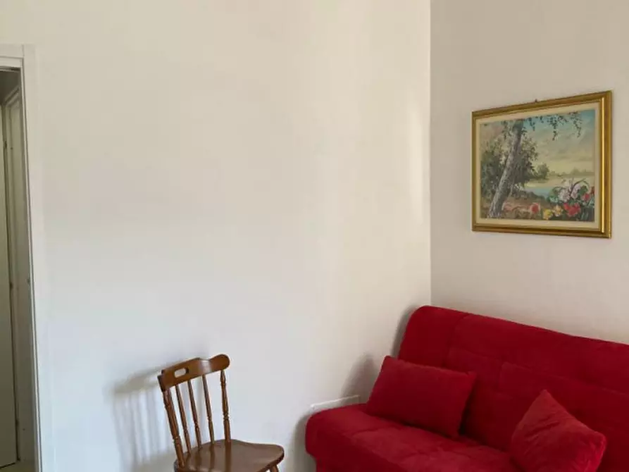 Immagine 2 di Appartamento in vendita  in Via Tavazzano a Milano