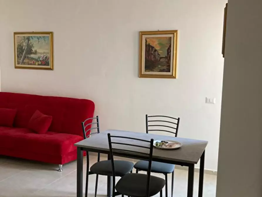 Immagine 3 di Appartamento in vendita  in Via Tavazzano a Milano