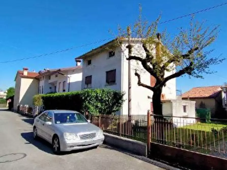 Immagine 1 di Casa indipendente in vendita  in Via Papa Luciani, 11 a Farra Di Soligo