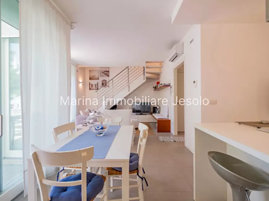 Immagine 1 di Appartamento in vendita  in via meazza a Jesolo