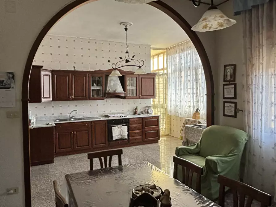 Immagine 4 di Appartamento in vendita  in VIA LITORANEA a Torre Del Greco