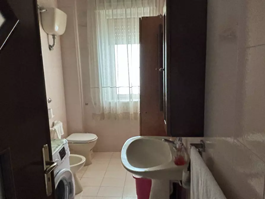 Immagine 12 di Appartamento in vendita  in VIA LITORANEA a Torre Del Greco