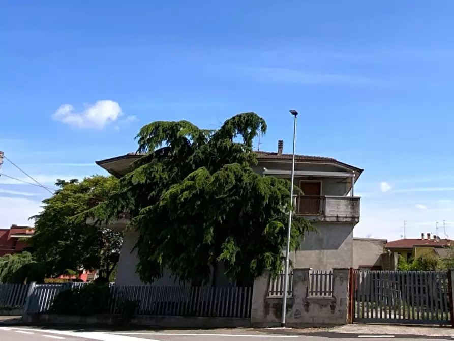 Immagine 5 di Rustico / casale in vendita  a Mozzecane