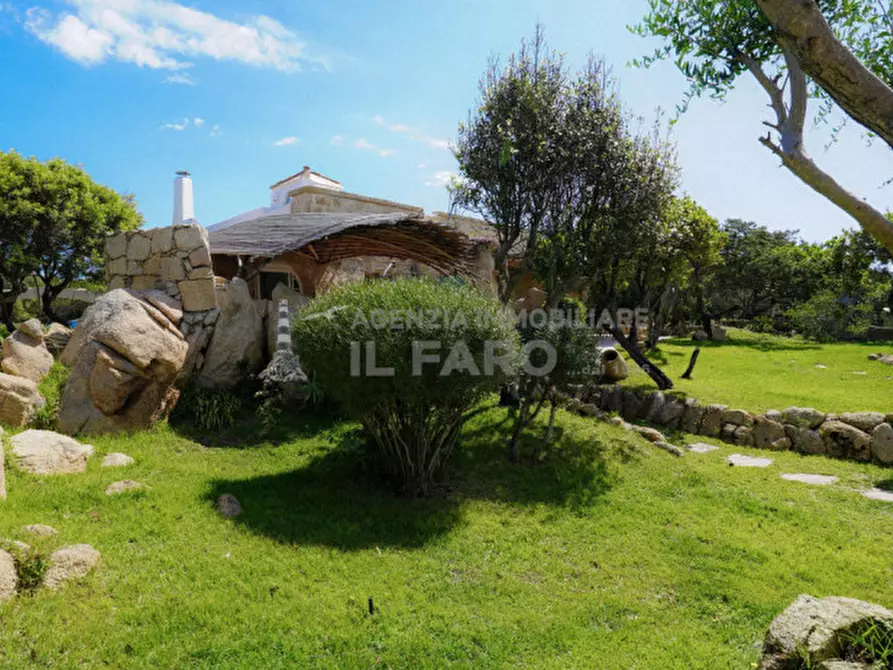 Immagine 17 di Villa in vendita  in Regione Gambino a La Maddalena