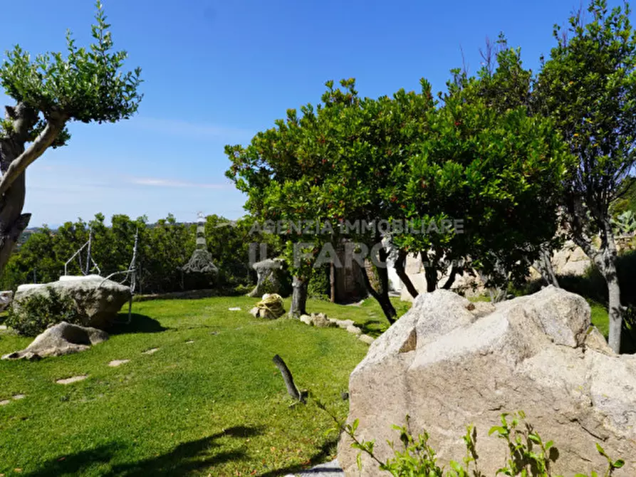 Immagine 22 di Villa in vendita  in Regione Gambino a La Maddalena