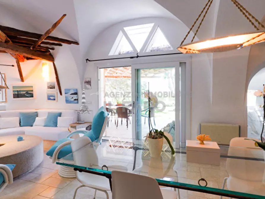 Immagine 30 di Villa in vendita  in Regione Gambino a La Maddalena