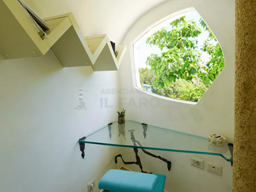 Immagine 38 di Villa in vendita  in Regione Gambino a La Maddalena