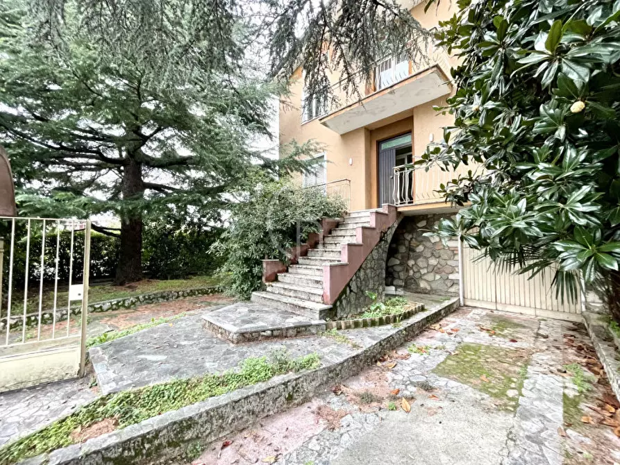 Immagine 6 di Villa in vendita  in Via San Benedetto a Desenzano Del Garda