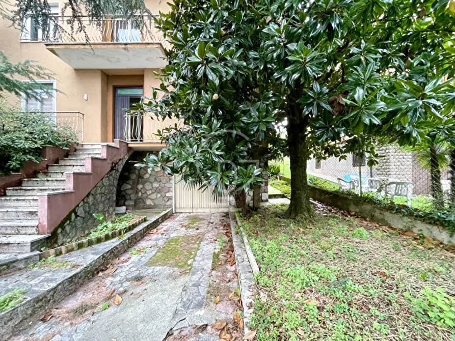 Immagine 7 di Villa in vendita  in Via San Benedetto a Desenzano Del Garda