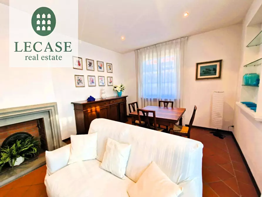 Immagine 7 di Appartamento in vendita  in via Crispi a Forte Dei Marmi