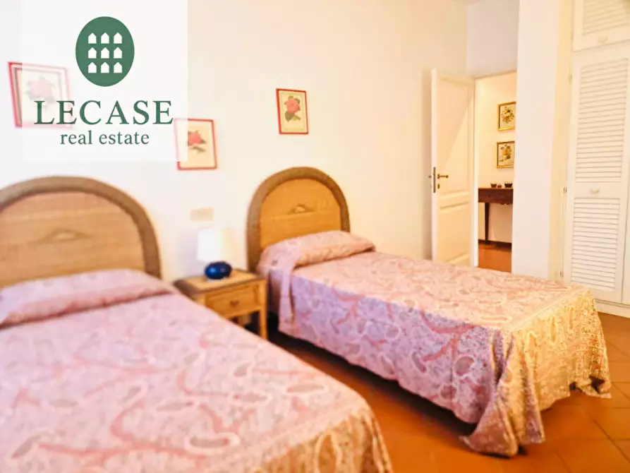 Immagine 20 di Appartamento in vendita  in via Crispi a Forte Dei Marmi