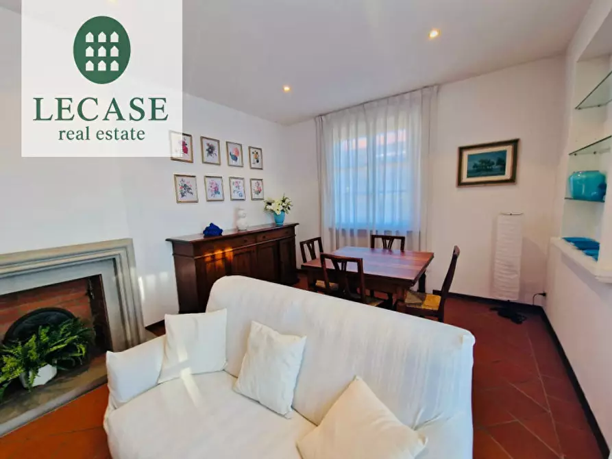 Immagine 26 di Appartamento in vendita  in via Crispi a Forte Dei Marmi